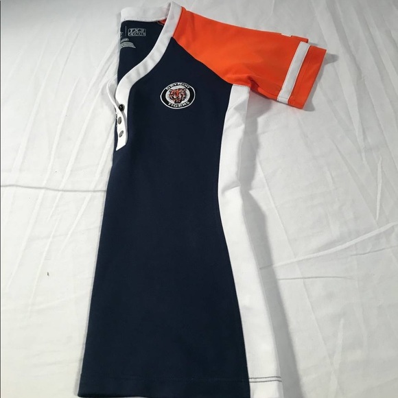 MLB Detroit Tigers Shirt - Picture 6 of 6